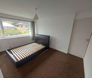 Sunningdale, Bradford, BD8 - Photo 5
