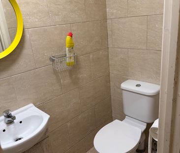 1 Bed Flat, London, E2 - Photo 5