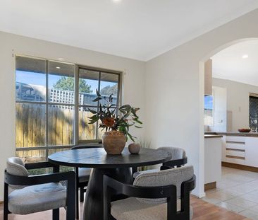 LOCATION LOCATION - Photo 3