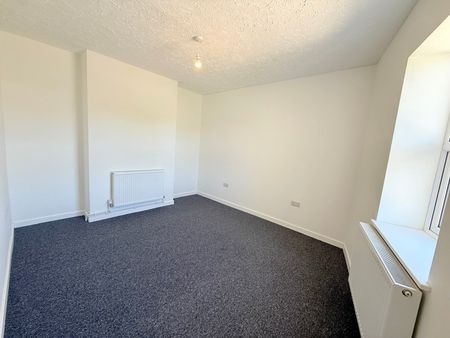 Wyndham Street, Yeovil, Somerset - Photo 3