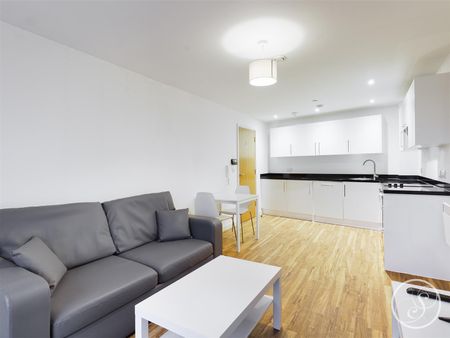 X1 Aire, Cross Green Lane, Leeds - Photo 2