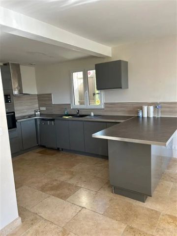 Location appartement 4 pièces - 109m² à Saint saturnin d apt (84490) - Photo 2