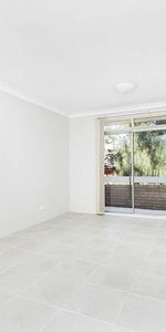 Luxurious 3 Bedroom Apartment in Homebush West - Modern Living at Its Finest - Photo 3