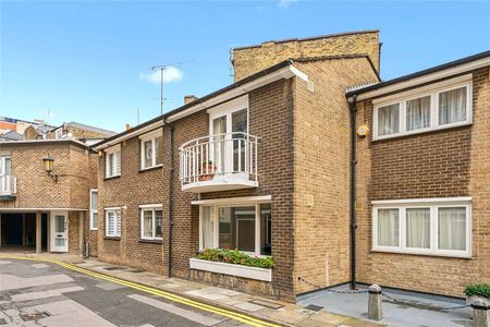 Newly refurbished three bedroom mews house - Photo 2