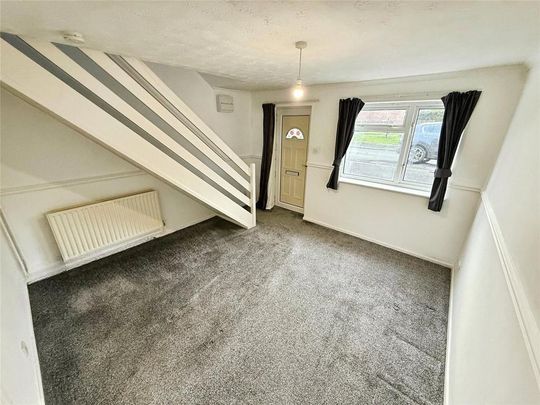 2 bedroom semi-detached house to rent - Photo 1