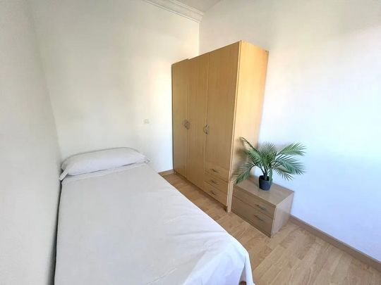 Avenida Alvar Núñez, Sevilla, Andalusia 41010 - Photo 1