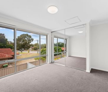 Light, Spacious & Secure Apartment in an Outstanding Location - Photo 5