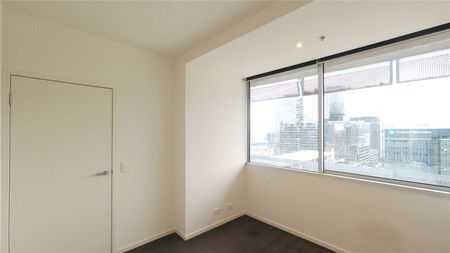 1903/620 Collins Street - Photo 4
