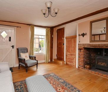 2 bedroom end of terrace house to rent - Photo 1