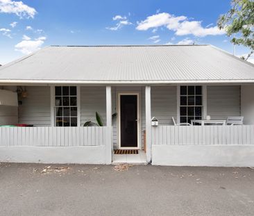 2 Little Arthur Street, Balmain NSW 2041 - House For Rent | Domain - Photo 6