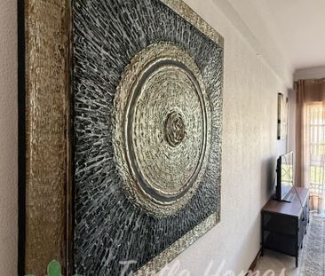 TH2023451 - Spacious Three-Bedroom Apartment - Photo 2