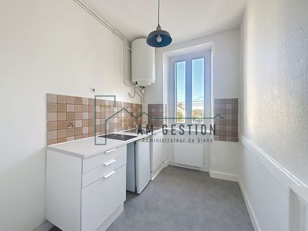 Location Appartement 2 pièces 31m² - Photo 2