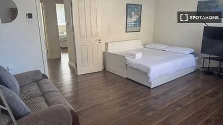 1-bedroom apartment for rent in Southside, Dublin - Photo 4