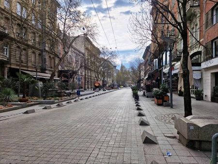 Kiadó felújított lakás - Budapest VI. kerület - Fotó 3