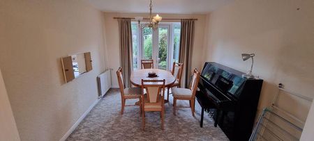 3 bedroom semi-detached house to rent - Photo 3