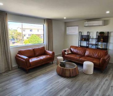 Large 4 bedroom family home - Photo 2