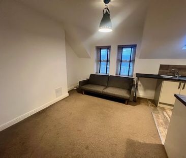 Cowbridge Road East, Cardiff, Canton - Photo 6