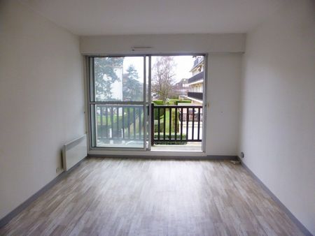 Location Appartement 2 pièces 47m² DEAUVILLE 14800 - Photo 4