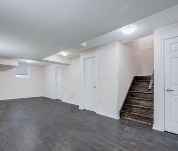 For Lease - 13305 Bathurst Street, Richmond Hill, Ontario - Photo 2