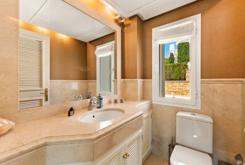 6 bedroom luxury Villa for rent in Marbella, Spain