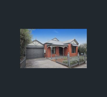 13 Earlston Place, Craigieburn, Vic 3064 - Photo 1