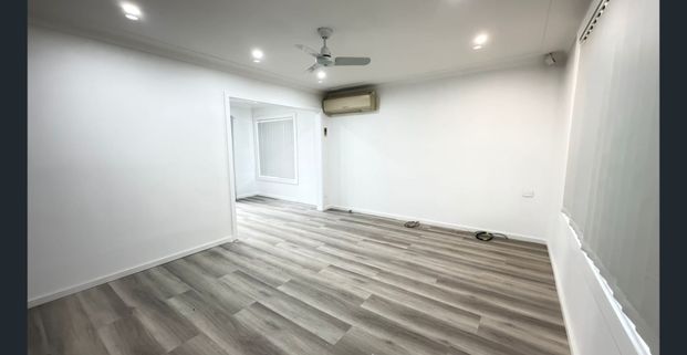 For Lease – 135 Maple Rd, North St Marys, NSW 2760 Newly Renovated 3-Bedroom Home in a Convenient Location - Photo 1