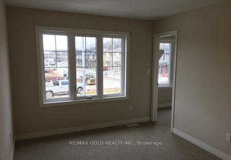 For Lease - 36 Damude Avenue, Thorold, Ontario - Photo 4