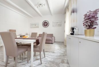 Via Innocenzo XI, Rome, Lazio 00165