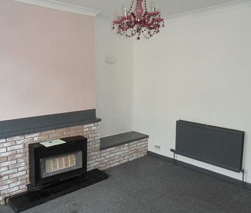 2 bed Terraced - Photo 3