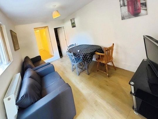 1 bedroom property to rent - Photo 1