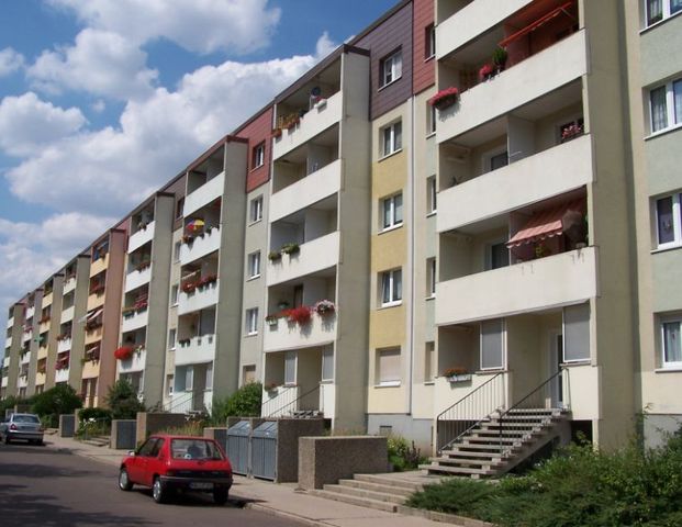 Genießen Sie den Ausblick - 3 Zimmer-Wohnung in Halle - Photo 1