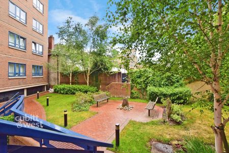 2 bedroom apartment to rent - Photo 4