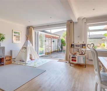 3 bedroom link detached house to rent - Photo 4