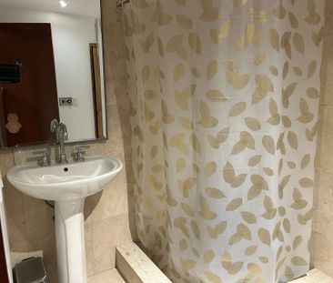 For Lease - 21 Hilldowntree Road, Toronto, Ontario - Photo 4