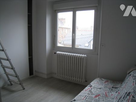 A LOUER T2 MEUBLÉ - Photo 2