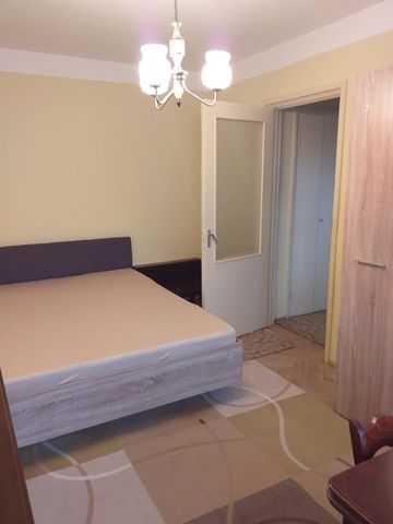 Apartament cu 2 camere zona Podu Ros - Fotografie 3