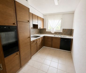 Grosszügige 5.5-Zimmerwohnung mit Cheminée und grossem Südbalkon - Photo 3