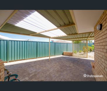 32 Skylark Retreat, Ballajura, WA 6066 - Photo 2