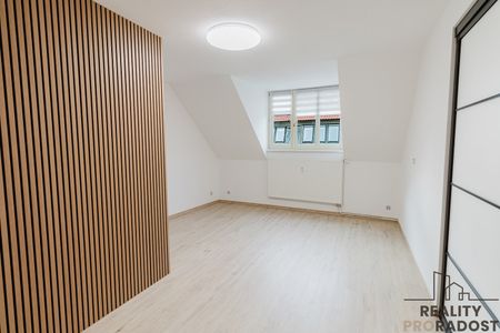 Pronájem bytu 2+1 70 m² - Photo 3