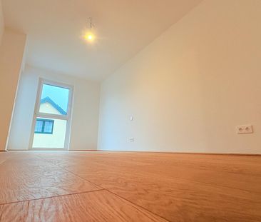 Balkonwohnung mit höchstem Wohnkomfort und modernster Küche auf 1,5... - Photo 3