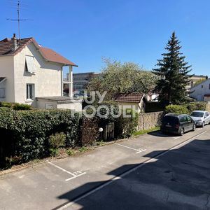 AU PIED DES FACULTES / STUDIO AVEC PARKING - Photo 2