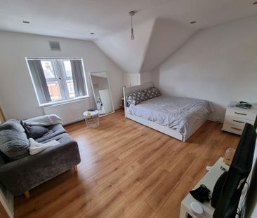 1 bedroom property to rent - Photo 1