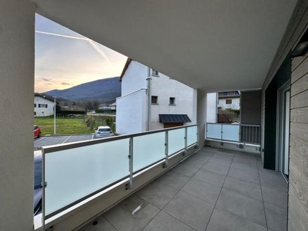 Location Appartement 3 pièces 69m² LE BOURGET DU LAC 73370 - Photo 3