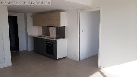 Location Appartement 3 pièces 52m² NICE 06200 - Photo 3