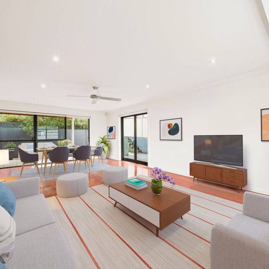 PUTNEY – GREAT LOCTION – RIVER VIEWS - Photo 1