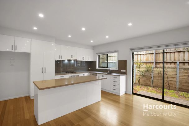 Live Trendy in Melbourne's Inner North! - Photo 1