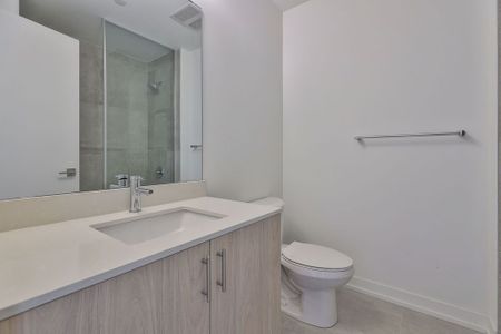For Lease - 7 Red Squirrel Lane Unit# E-102, Richmond Hill, Ontario - Photo 4