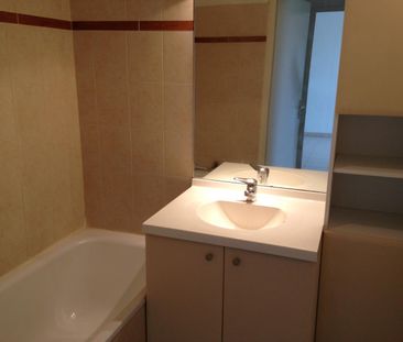 location Appartement T2 DE 43.3m² À MORIERES LES AVIGNON - Photo 5