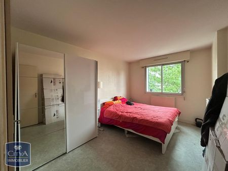 Location Appartement 4 pièces 100m² BLOIS 41000 - Photo 2