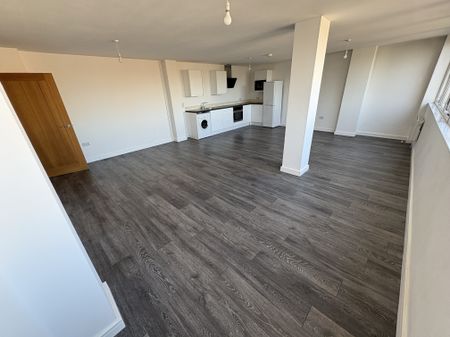 Market Square, Northampton - Photo 2